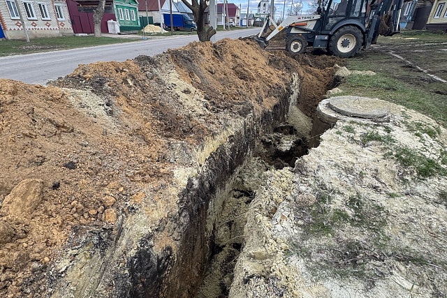 В селе Поселки Кузнецкого района капитально отремонтировали участок водопроводной сети В селе Поселки Кузнецкого района капитально отремонтировали участок водопроводной сети